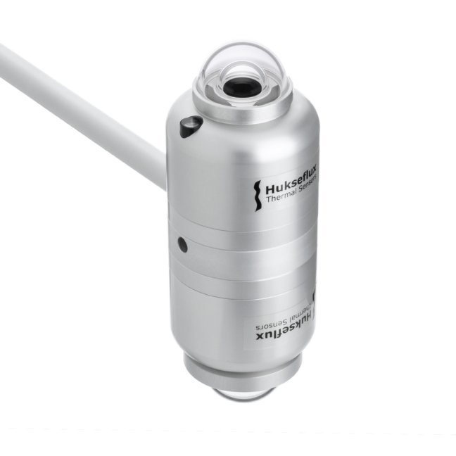 使用SRA30反照率表很容易； 该仪器由两个SR30平坦光谱的A级总辐射表组成